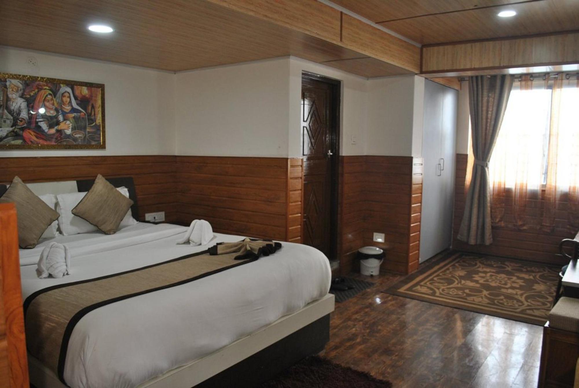 Hotel Kasturi Palace Darjeeling - Excellent Service Recommended Luaran gambar