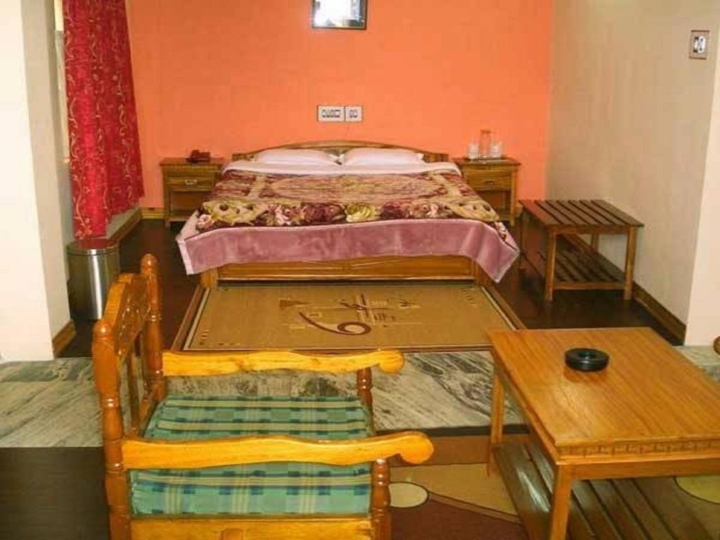 Hotel Kasturi Palace Darjeeling - Excellent Service Recommended Bilik gambar